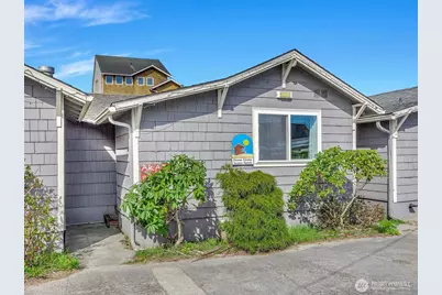 105 Ocean Beach Boulevard #4, Long Beach, WA 98631 - Photo 1