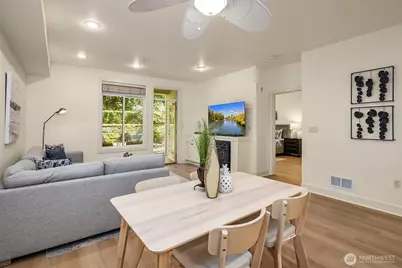 8850 Redmond Woodinville Road NE #304, Redmond, WA 98052 - Photo 5
