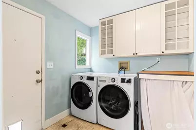 9911 31st Avenue SW, Seattle, WA 98126 - Photo 13