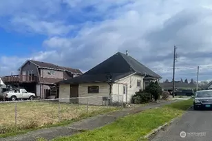 201 Emerson Ave, Hoquiam, WA 98550 - Photo 3