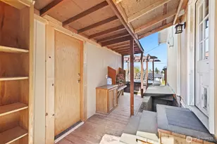 817 W 13th St, Port Angeles, WA 98363 - Photo 7