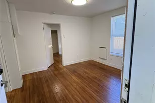 2110 NE 85th St, Seattle, WA 98115 - Photo 9