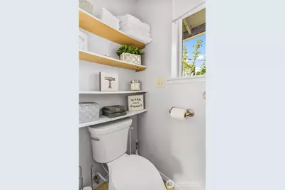 8620 Bender Road, Lynden, WA 98264 - Photo 21