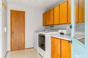 8620 Bender Rd, Lynden, WA 98264 - Photo 15