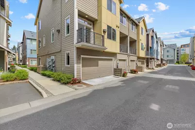 15722 NE 14th Terrace, Bellevue, WA 98008 - Photo 33