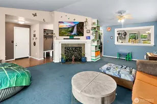 1016 102nd Dr SE, Lake Stevens, WA 98258 - Photo 5