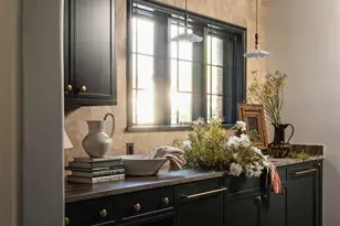 2025 Parkside Dr E, Seattle, WA 98112 - Photo 7