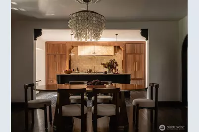 2025 Parkside Drive E, Seattle, WA 98112 - Photo 9