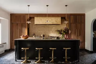 2025 Parkside Dr E, Seattle, WA 98112 - Photo 5