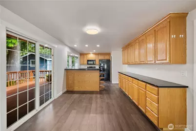 90 E Lakeland Way, Allyn, WA 98524 - Photo 7