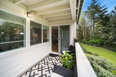 20050 Vikings Crest Loop NE #2-204, Poulsbo, WA 98370 - Photo 9