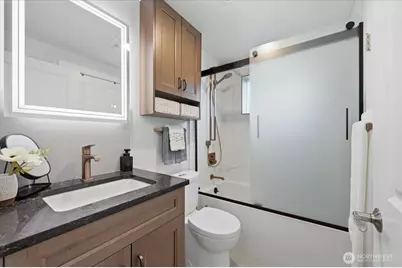 14006 NE 181st Place #B106, Woodinville, WA 98072 - Photo 15