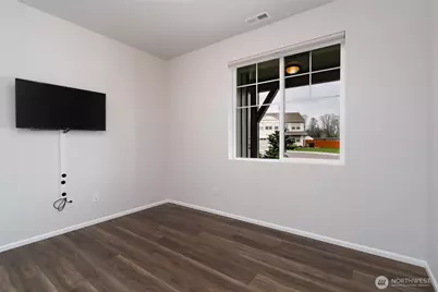 512 Wellington Place, Sedro Woolley, WA 98284 - Photo 3