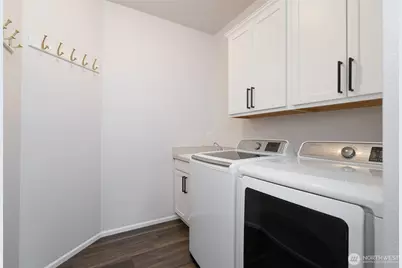 512 Wellington Place, Sedro Woolley, WA 98284 - Photo 5