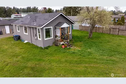 605 N Montesano Street, Westport, WA 98595 - Photo 3
