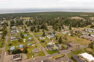 605 N Montesano St, Westport, WA 98595 - Photo 33