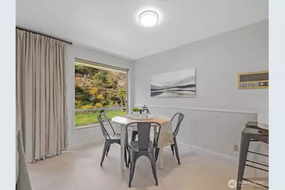 19201 51st Avenue NE, Lake Forest Park, WA 98155 - Photo 13