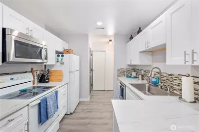 4118 212th Street SW #C103, Mountlake Terrace, WA 98043 - Photo 5