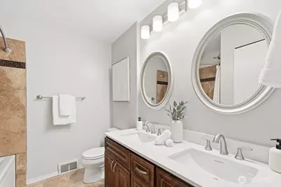 6303 Wilson Avenue S, Seattle, WA 98118 - Photo 21