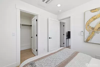 2010 Fairview Avenue E #A, Seattle, WA 98102 - Photo 23