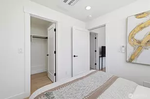 2010 Fairview Ave E, Seattle, WA 98102 - Photo 23