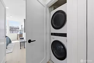 2010 Fairview Ave E, Seattle, WA 98102 - Photo 21