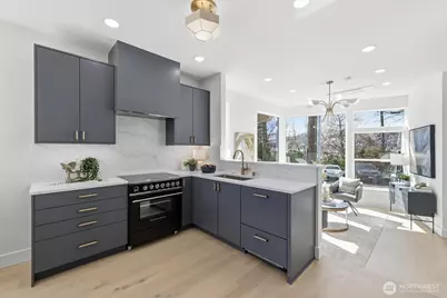 2010 Fairview Avenue E #A, Seattle, WA 98102 - Photo 11