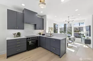 2010 Fairview Ave E, Seattle, WA 98102 - Photo 11