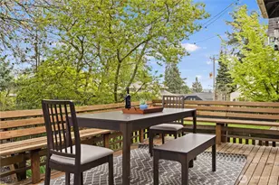 4306 Burke Ave N, Seattle, WA 98103 - Photo 15