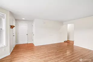 308 SE 9th St, Battle Ground, WA 98604 - Photo 7