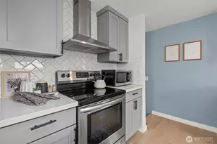 4707 S Brandon St, Seattle, WA 98118 - Photo 9