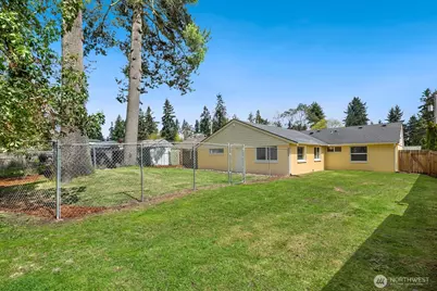 23304 55th Avenue W, Mountlake Terrace, WA 98043 - Photo 21