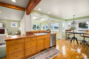 2010 9th St, Anacortes, WA 98221 - Photo 27