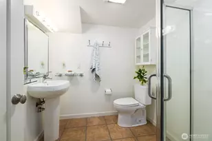 2010 9th St, Anacortes, WA 98221 - Photo 37