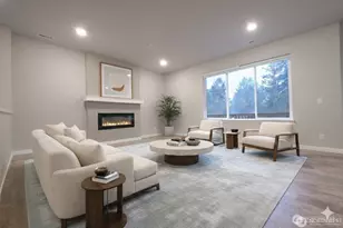 7813 E 208th Ave, Bonney Lake, WA 98391 - Photo 5