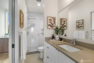 908 N 46th St, Seattle, WA 98103 - Photo 15