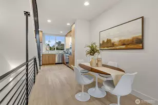 908 N 46th St, Seattle, WA 98103 - Photo 5