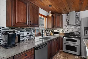 681 N Beacon Point Loop North, Lilliwaup, WA 98555 - Photo 11