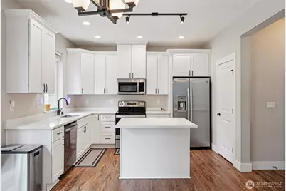 824 99th Street S, Tacoma, WA 98444 - Photo 9