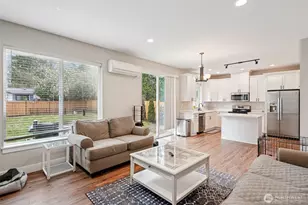 824 99th St S, Tacoma, WA 98444 - Photo 7