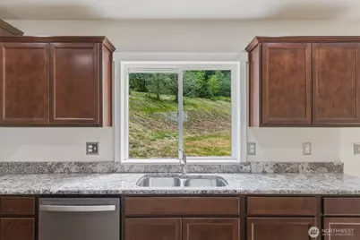 163 Cedar Falls Drive, Kelso, WA 98626 - Photo 9