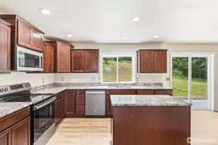 163 Cedar Falls Dr, Kelso, WA 98626 - Photo 7