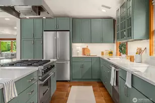 2833 W Viewmont Wy W, Seattle, WA 98199 - Photo 9