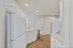 306 S Main St, Coupeville, WA 98239 - Photo 11