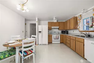8113 S Cushman Ave, Tacoma, WA 98408 - Photo 11