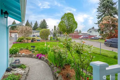 8113 S Cushman Avenue, Tacoma, WA 98408 - Photo 5