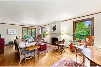 1226 25th Avenue E, Seattle, WA 98112 - Photo 9