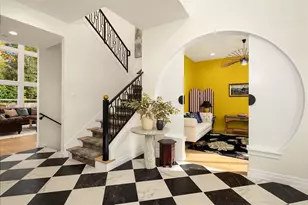 1024 91st Ave NE, Bellevue, WA 98004 - Photo 3