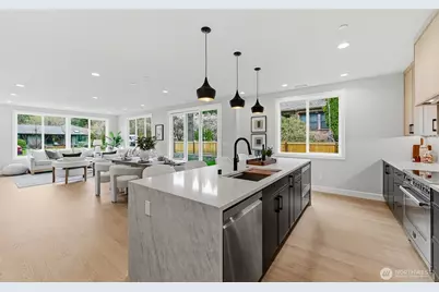 529 SE Bush Street #A, Issaquah, WA 98027 - Photo 13