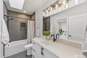 529 SE Bush St, Issaquah, WA 98027 - Photo 29